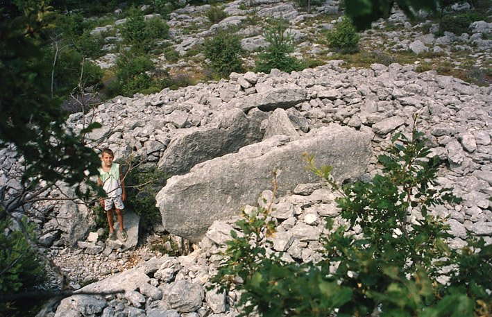 dolmen des claps ou de la colette 1994
